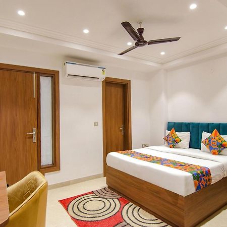 Fabhotel La Serene Bnb- Ashok Vihar นิวเดลี ภายนอก รูปภาพ